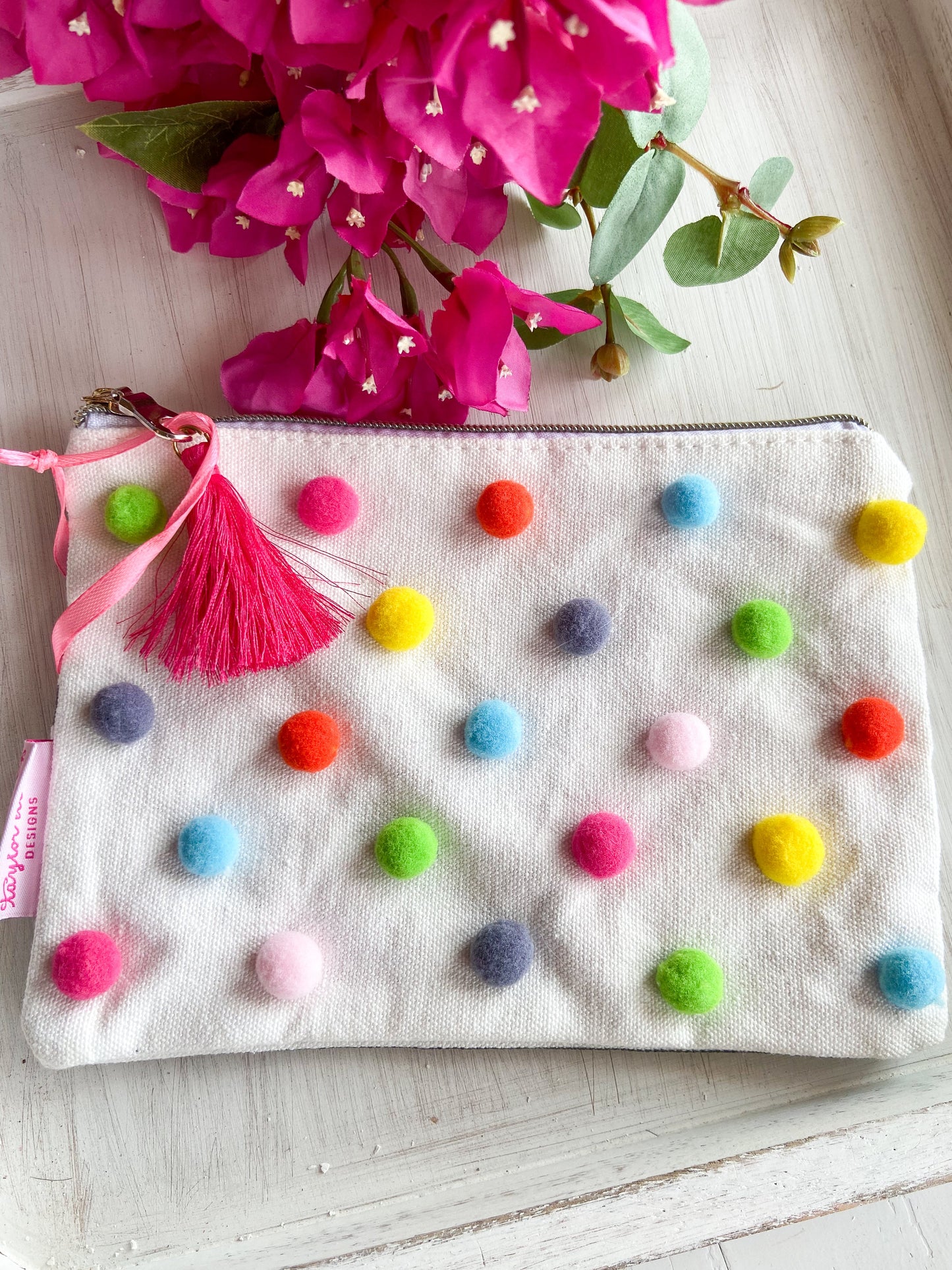 Pom Pom Pouch