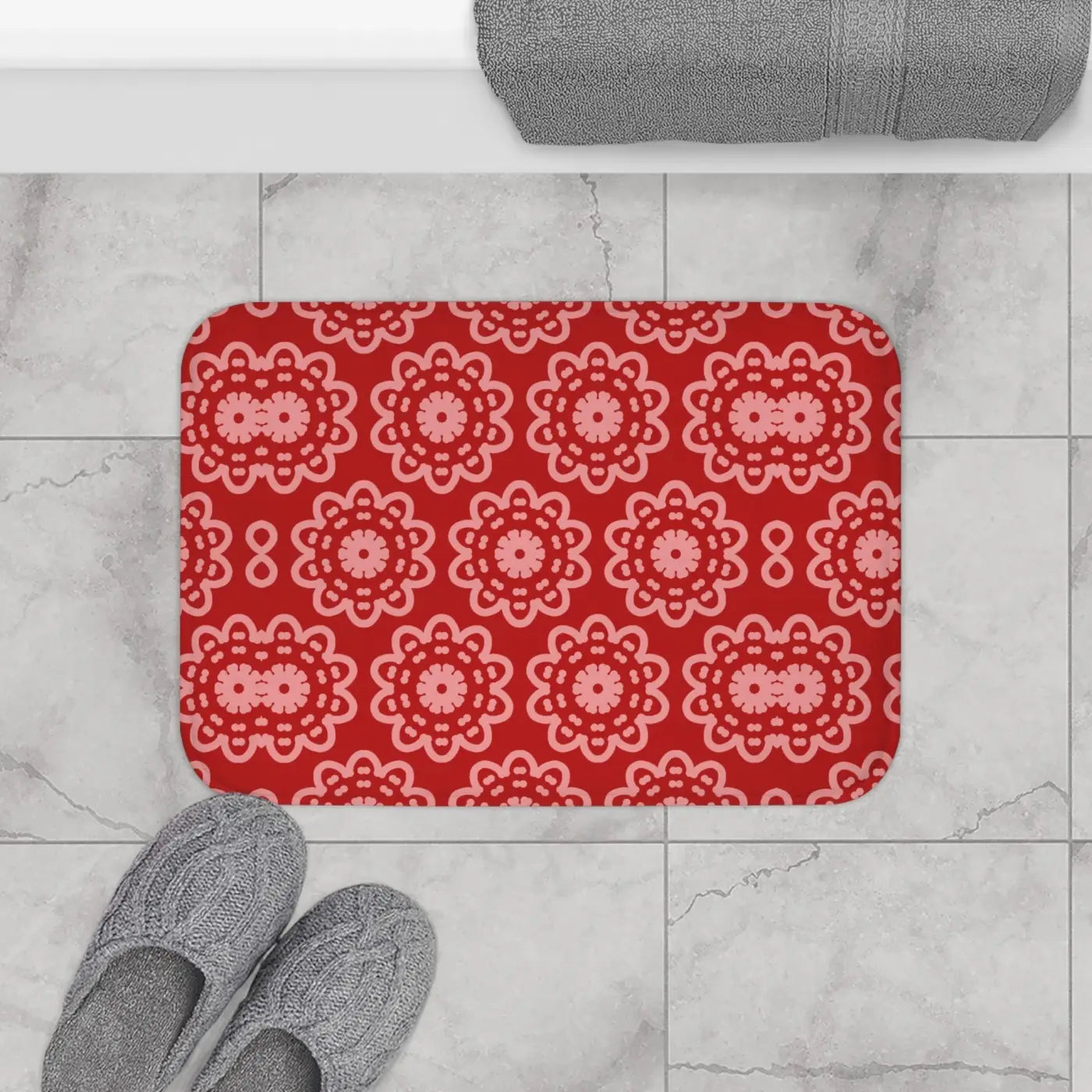 Red Geometric Bath Mat – Soft Microfiber - Dipaliz